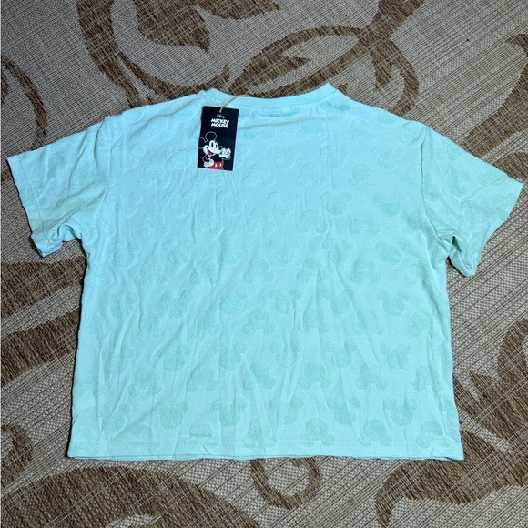 DISNEY Green Short Sleeve Tee, size large - Picture 5 of 5